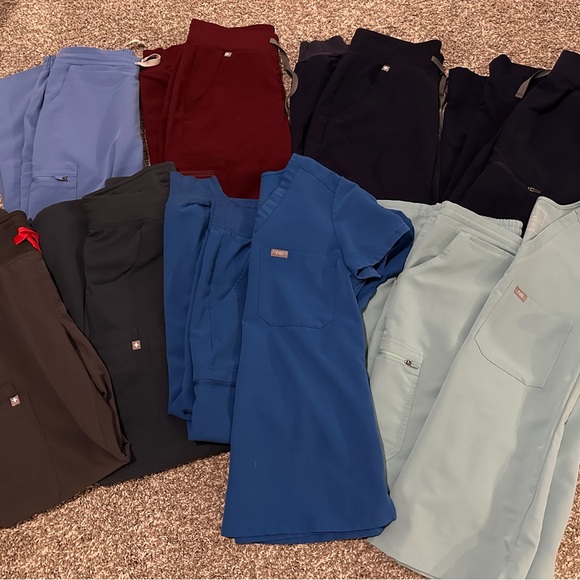 Royal Blue Figs Set - Picture 2 of 3